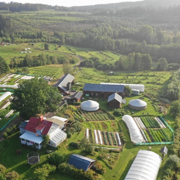 Ridgedale Permaculture, Zweden
